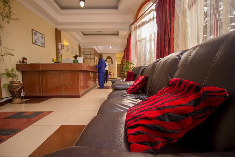 Chester Hotel Nakuru Esterno foto