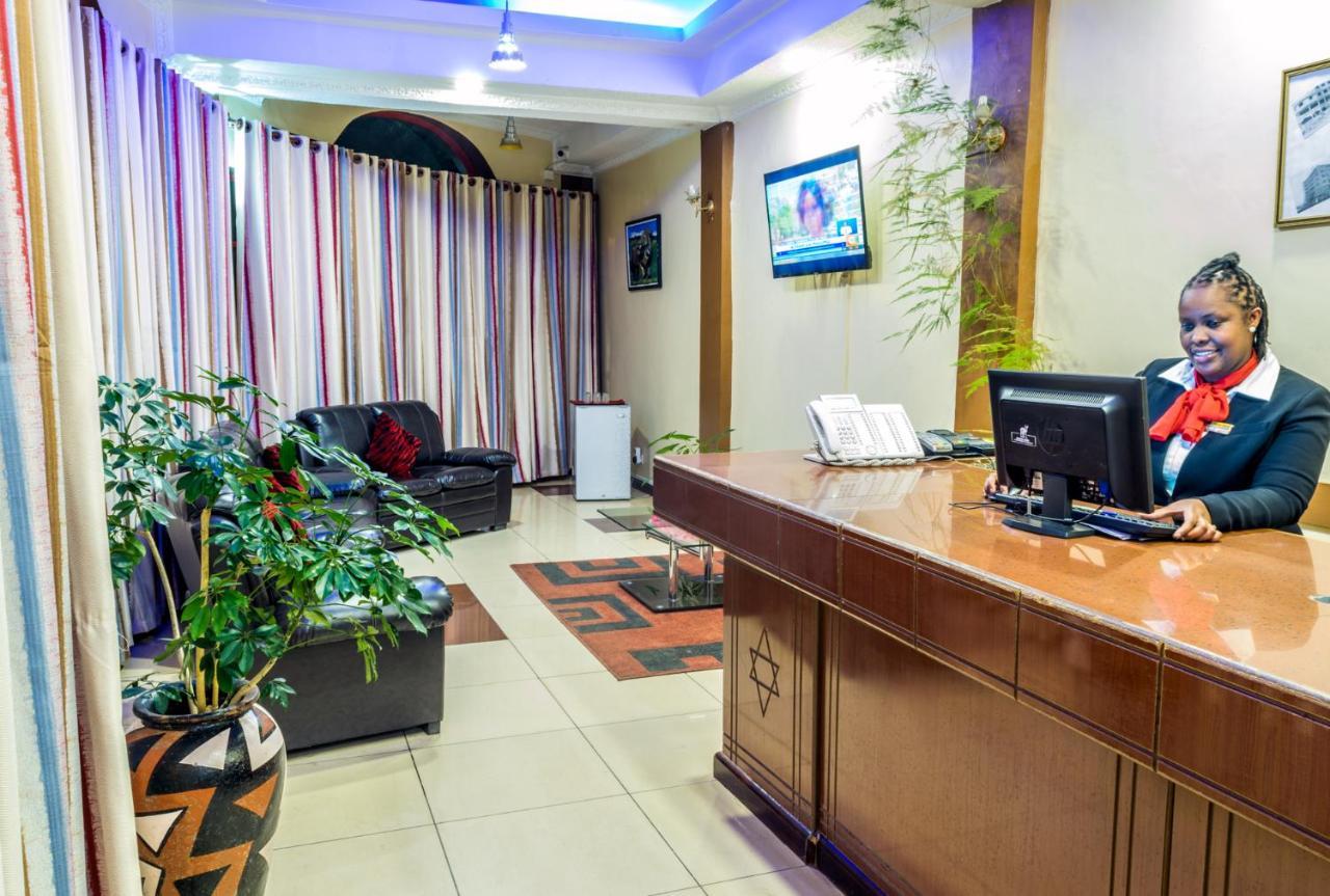 Chester Hotel Nakuru Esterno foto
